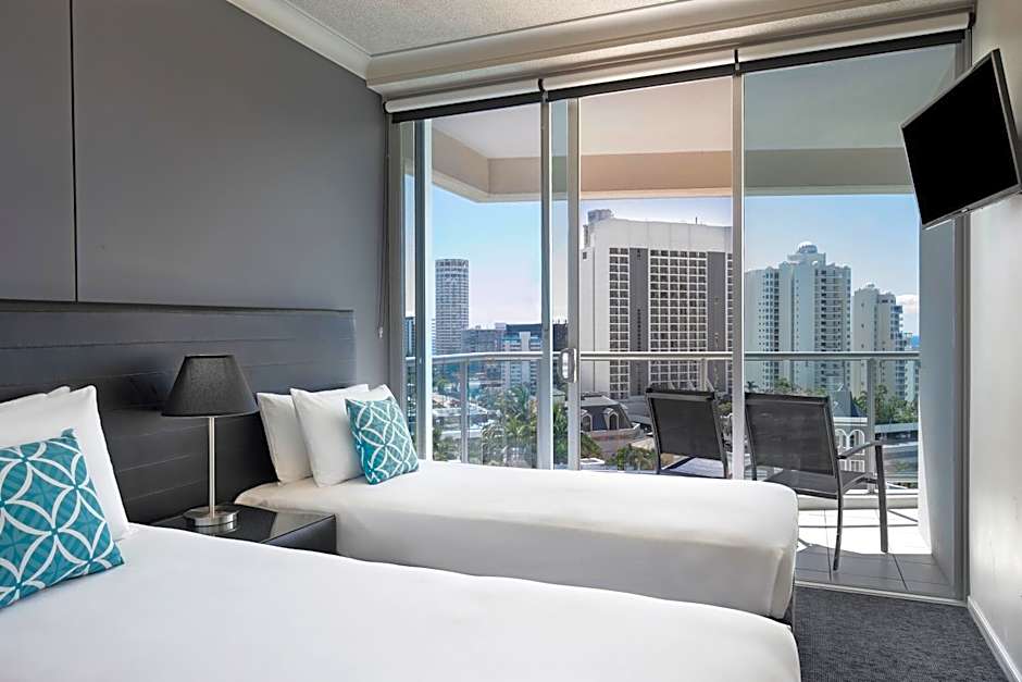 Mantra Towers of Chevron Surfers Paradise