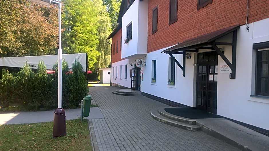 Chata nad kúpaliskom