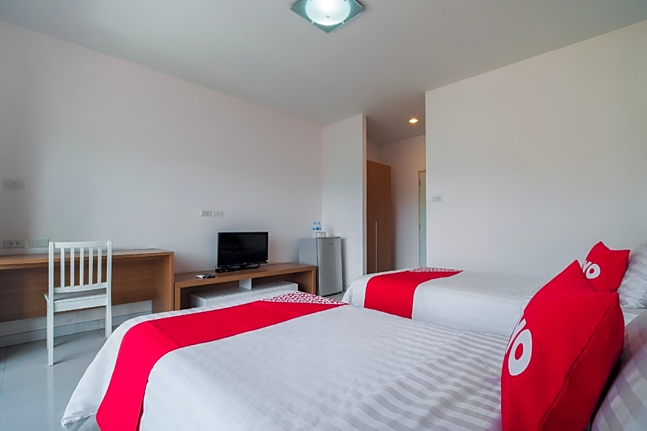 Super OYO 662 Malee Bunga Hotel