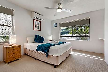 2 Bedroom Beachside Apartment