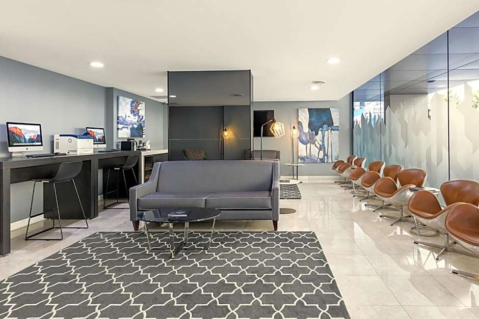 Meriton Suites Mascot Central