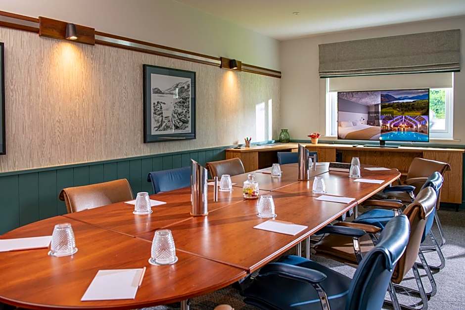 North Lakes Hotel and Spa
