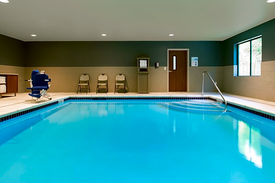 Holiday Inn Express and Suites Camas - Vancouver By IHG