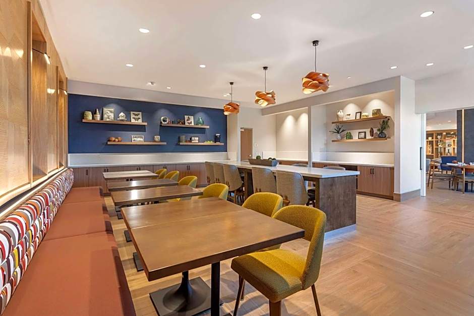 Cambria Hotel Pigeon Forge