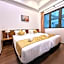 High Level Floor -- The Retreat Mountain & Sunrise view, Hilltop Hotel Apartment in Cameron Highlands