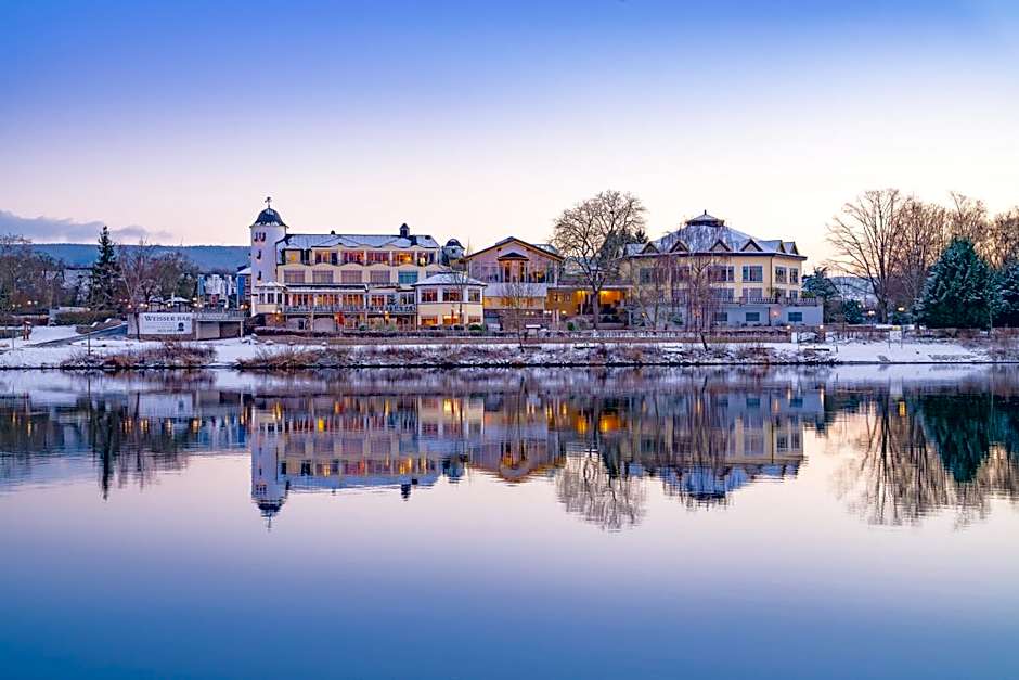 Hotel Weisser Bar