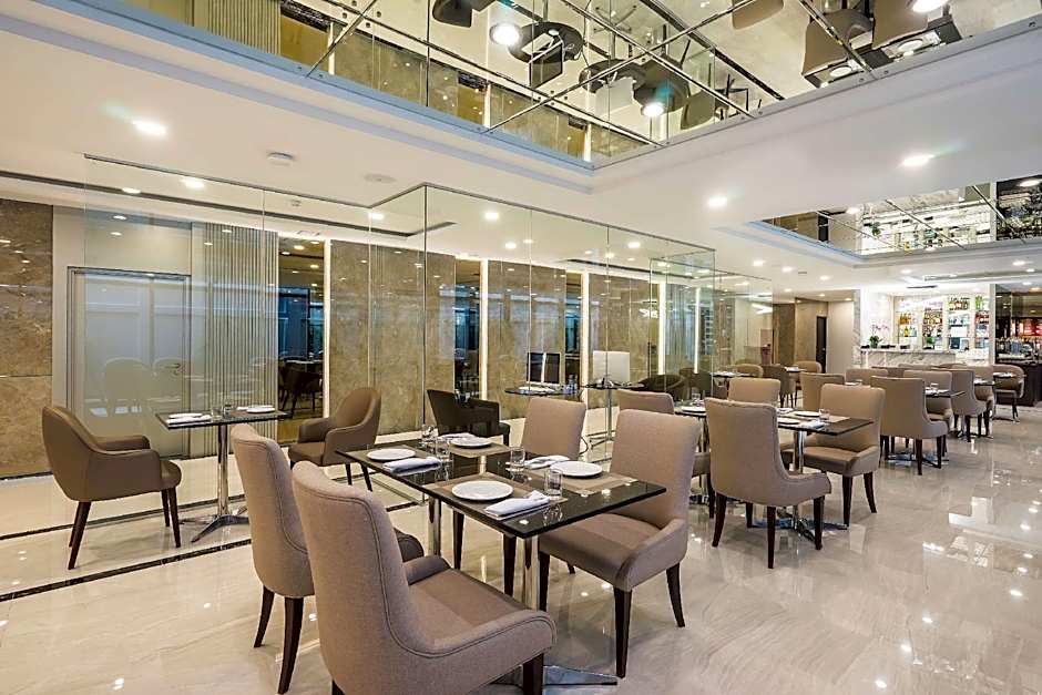 SureStay Plus by Best Western Sukhumvit 2