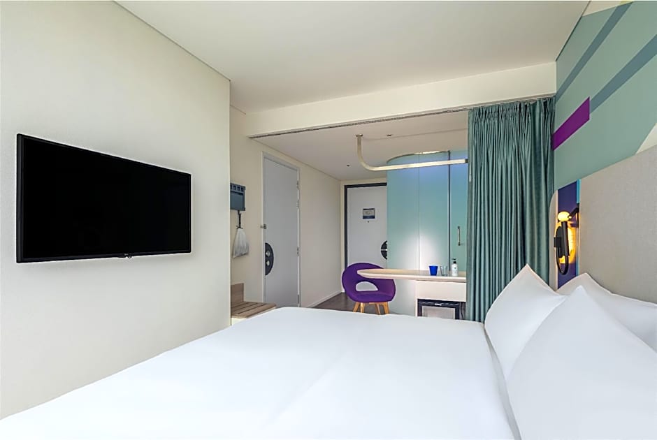 Tru by Hilton Viet Tri City Centre