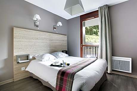 2 Bedroom apartment with cabin (7 people)