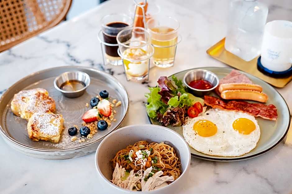 Thee Bangkok Hotel by TH District