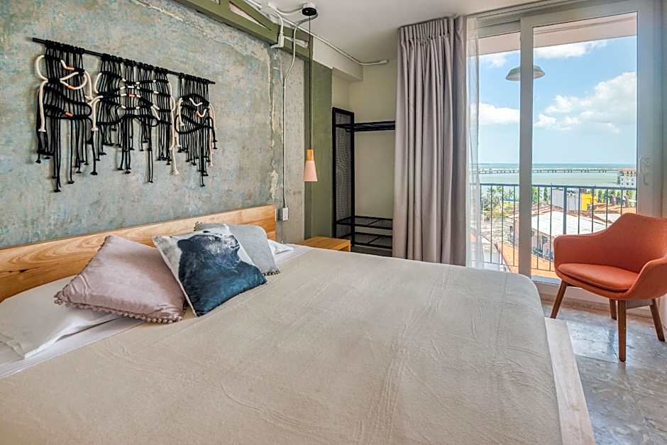 Selina Casco Viejo Panama City