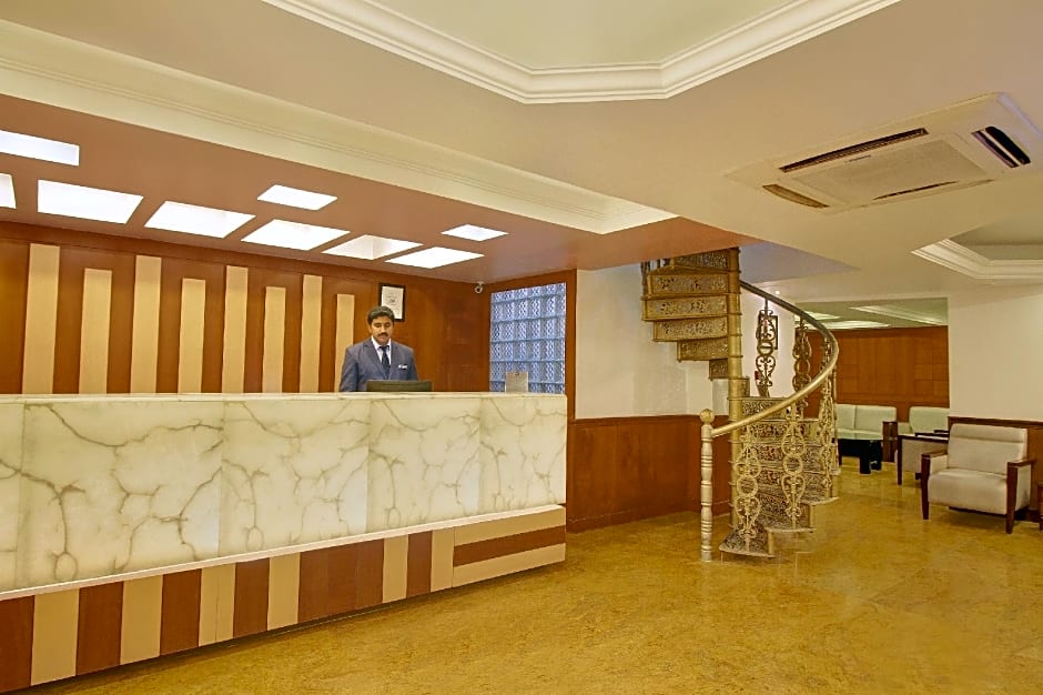The Monarch Hotel