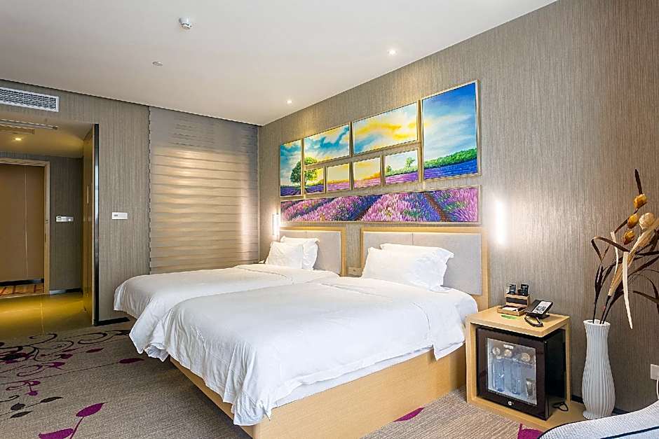 Lavande Hotel Chongqing Tongliang Gas Building