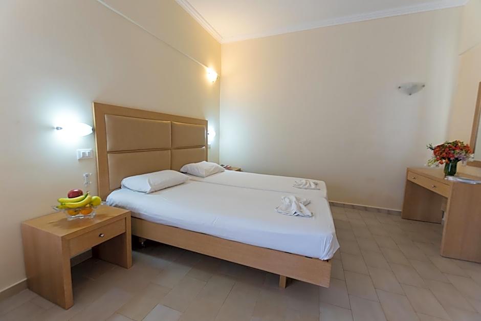 Amaryllis front beach hotel