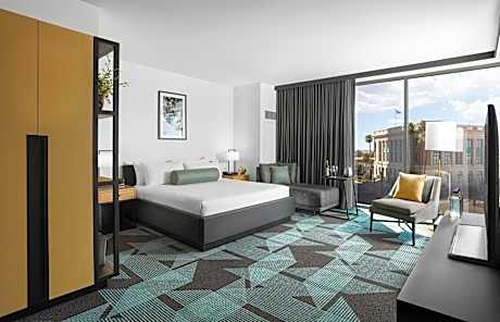 Gallery Tower Studio King