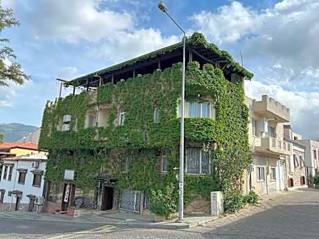 Bella Hotel