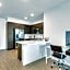 SuitesRUs Apart Hotel near Dodgers Stadium