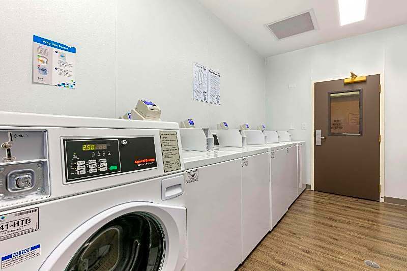 Suburban Extended Stay Hotel Birmingham