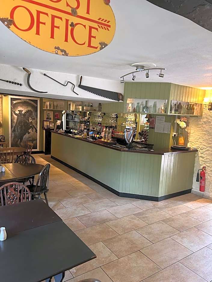 The Highwayman Hotel