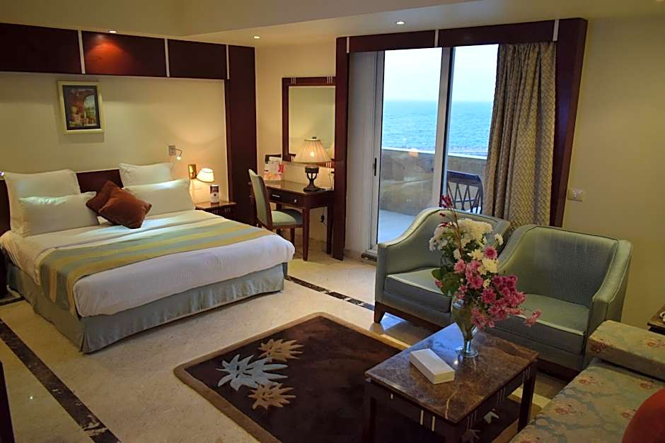 Romance Alexandria Hotel