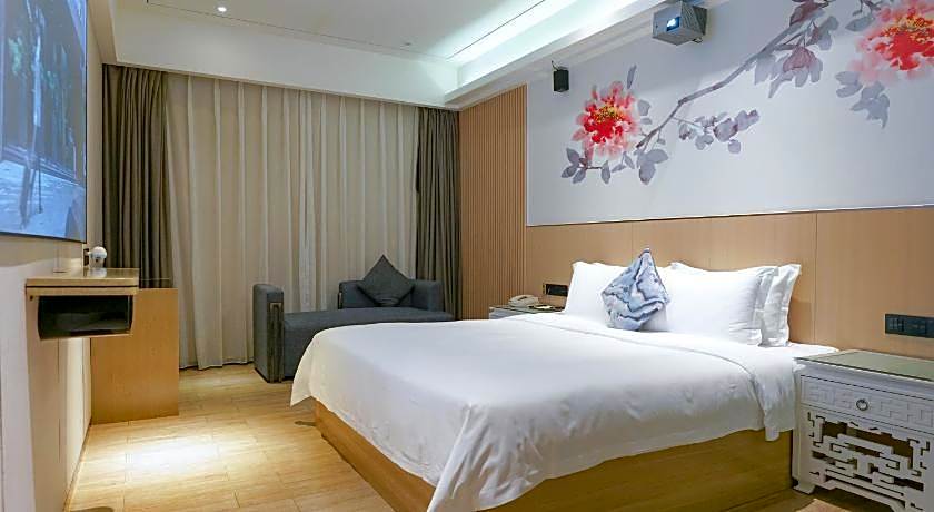 Paco Hotel Guangzhou Tiyu Xilu Metro Station Branch