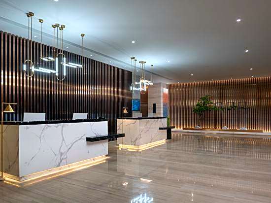 Maison New Hotel