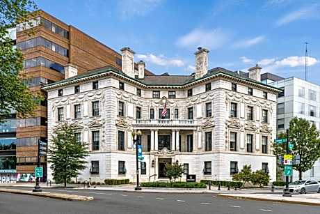 Placemakr Dupont Circle