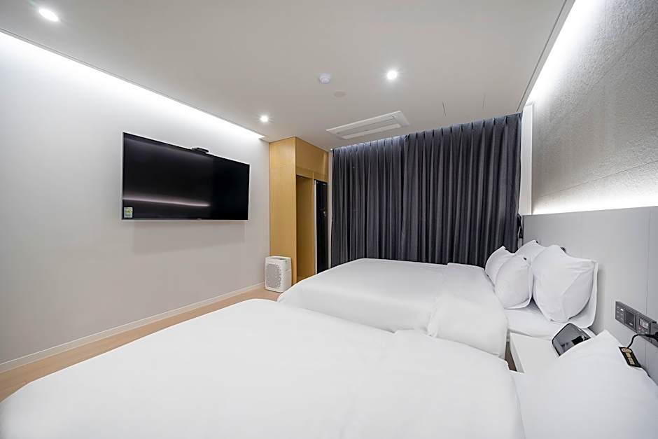 Brown dot hotel Gwangju Sangmu