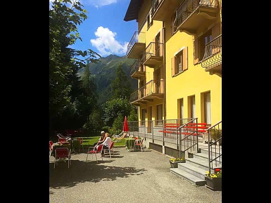 R.T.A. Hotel Monte Rosa