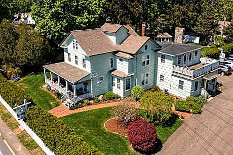 Westbrook Inn Bed and Breakfast