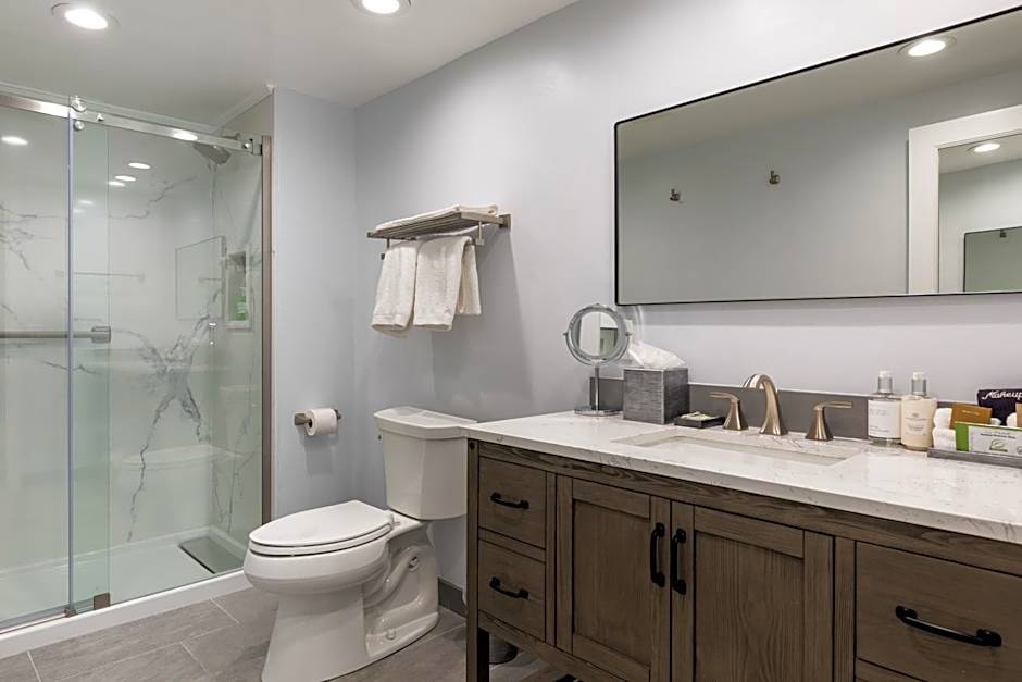 Cypress Inn on Miramar Beach