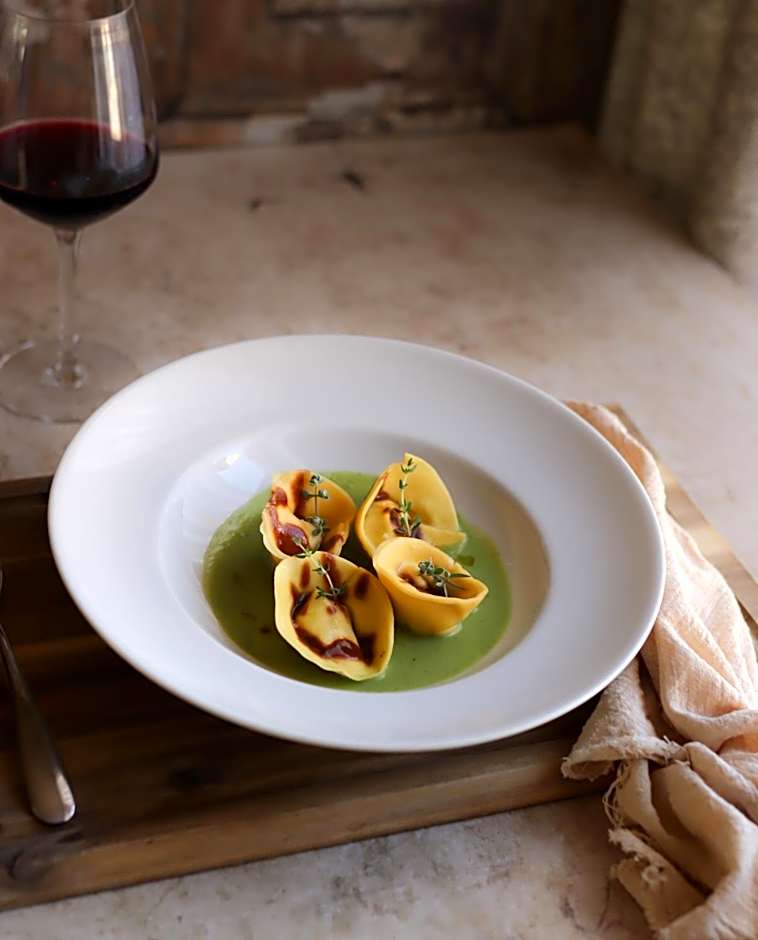 Hotel Casolare Le Terre Rosse