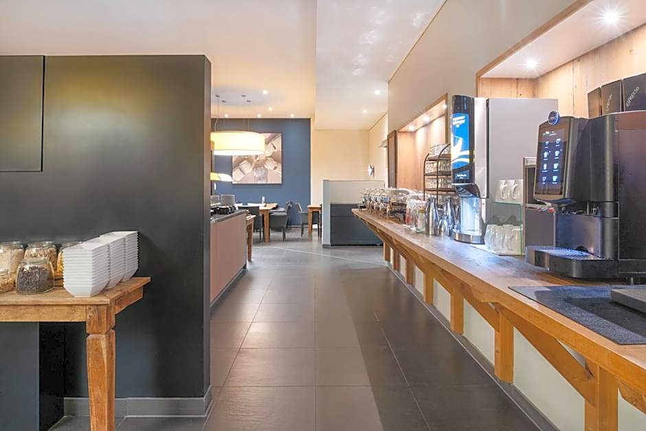 Hotel Wolfsburg Centrum Affiliated by Melia