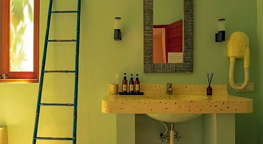 Ecosfera Hotel Canggu