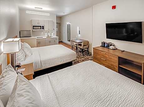 Double Queen Studio with Kitchen