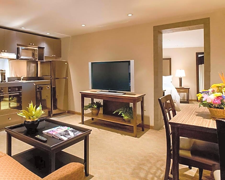 The Woodlands Inn