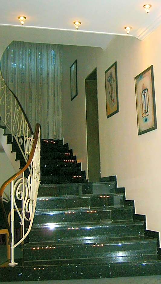 City Hotel by celina