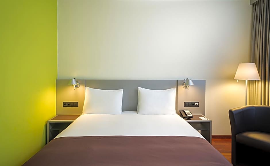 Holiday Inn Zurich Messe By IHG
