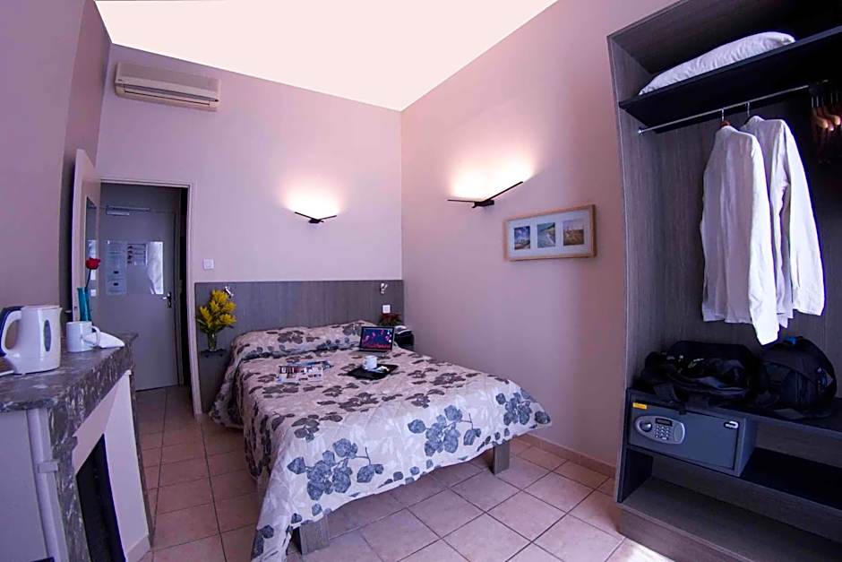 Le Strasbourg Hotel
