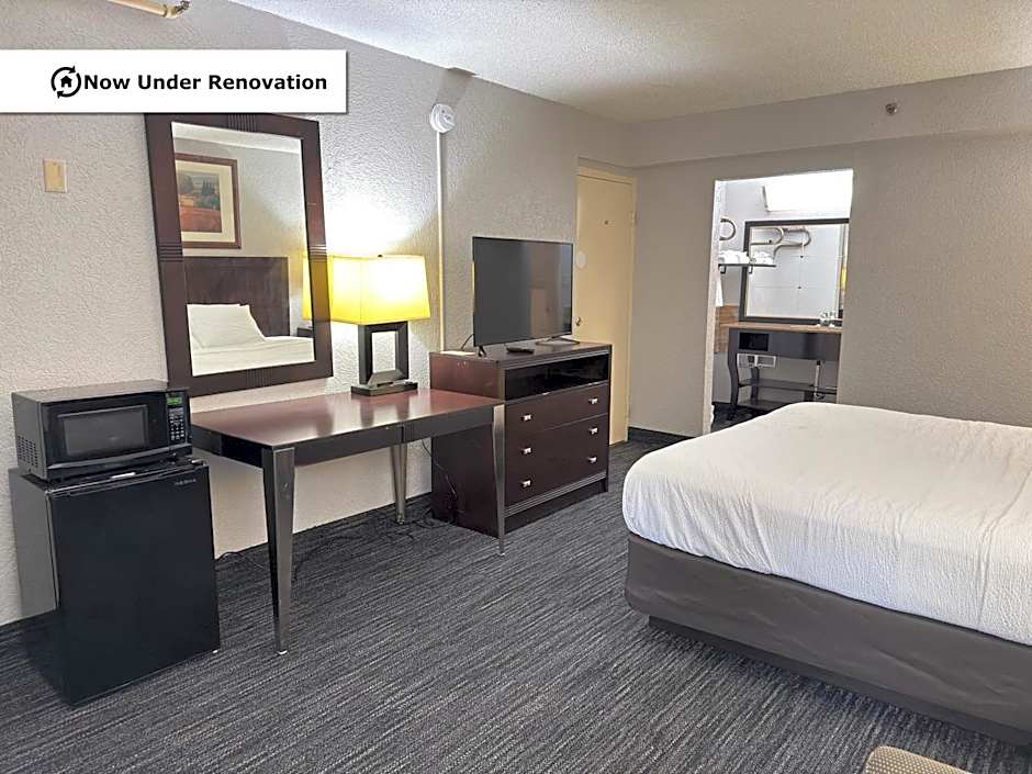 The Lodge Hotel and Banquets