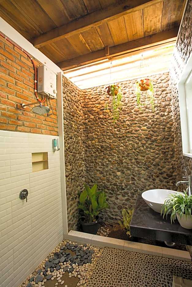 Air Manis Hillside Villa Cafe & Resto