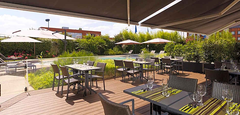 Holiday Inn Express Toulouse Airport By IHG
