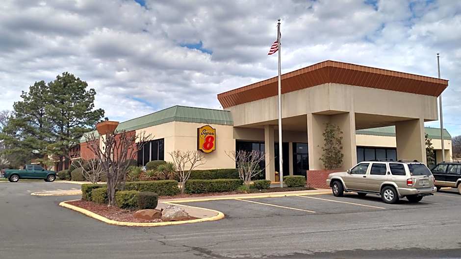 Super 8 by Wyndham Atoka