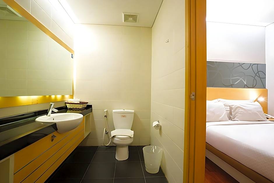 Life Hotel Stasiun Kota Surabaya