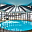 Suite with Hot and Cold Air Conditioning
