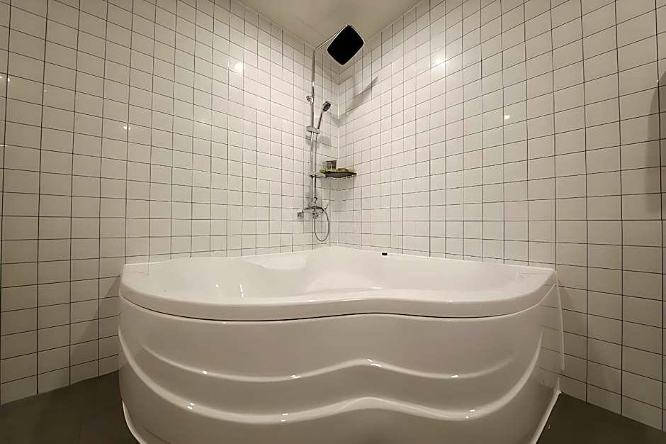 Benikea Cheonan Tourist Hotel