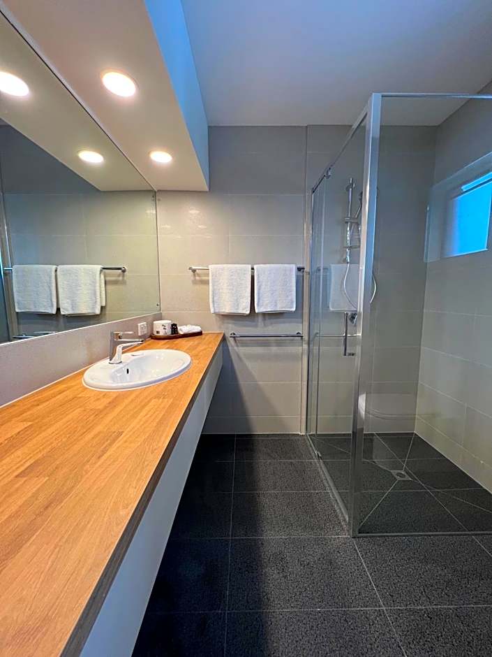 Summerhill Motor Inn - Adults Only