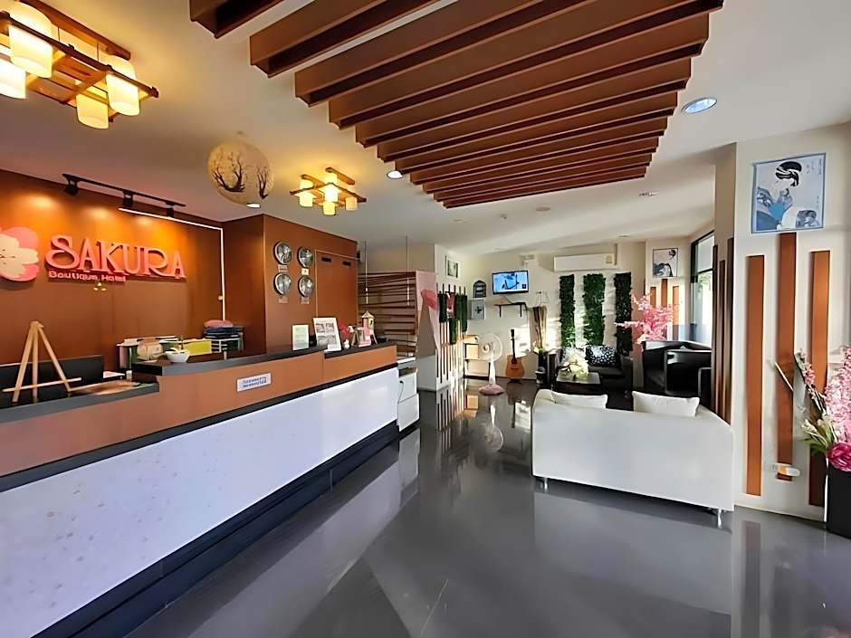 Grand Esie Service Apartment