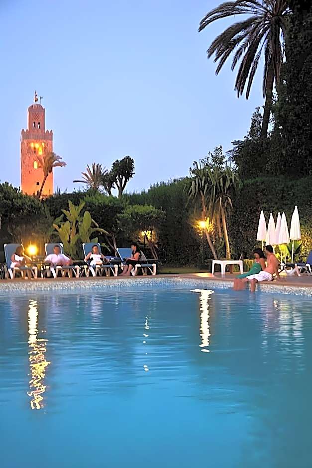 Chems Hotel