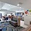 Holiday Inn Express Hotel & Suites Weston By IHG